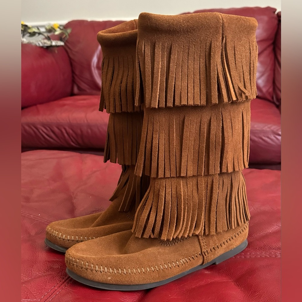 Minnetonka Fringe Boho Boots Moccasins Brown Suede - 8